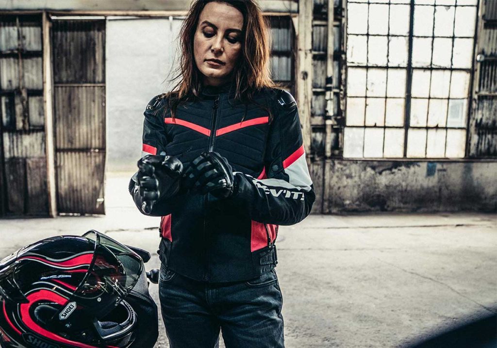 Roupa store motociclista feminina